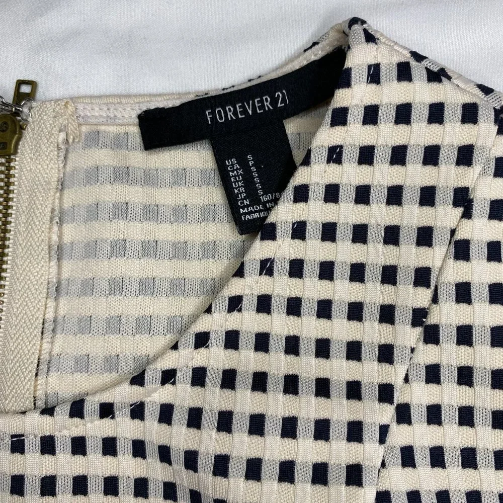 FOREVER 21 TENNIS DRESS Like new. Small - Picture 7 of 9